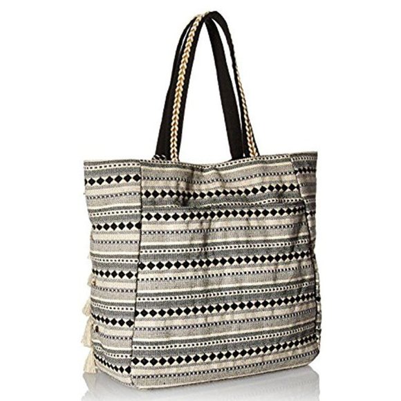Steve Madden Raine Bohemian Patterned Fabric Tote - Picture 3 of 10